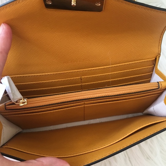 Michael Kors kinsley shoulder/Crossbody bag&wallet - Picture 5 of 8